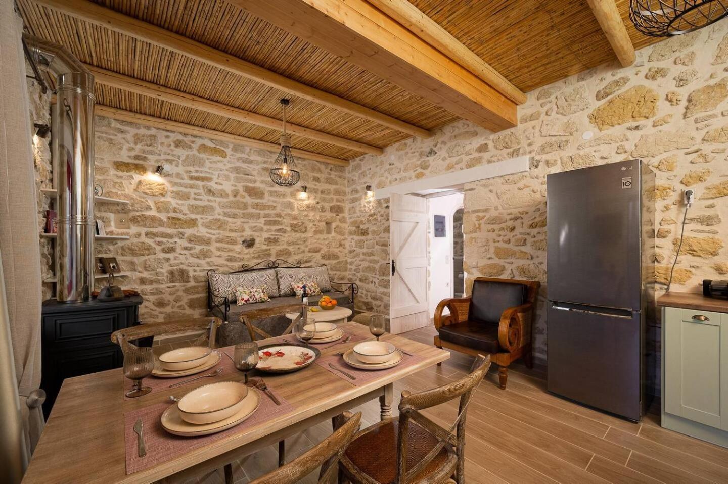 Physis Country House Near Matala Beach & Faistos Kouses ภายนอก รูปภาพ